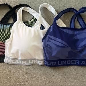 Women's Armour® Mid Crossback Sports Bra